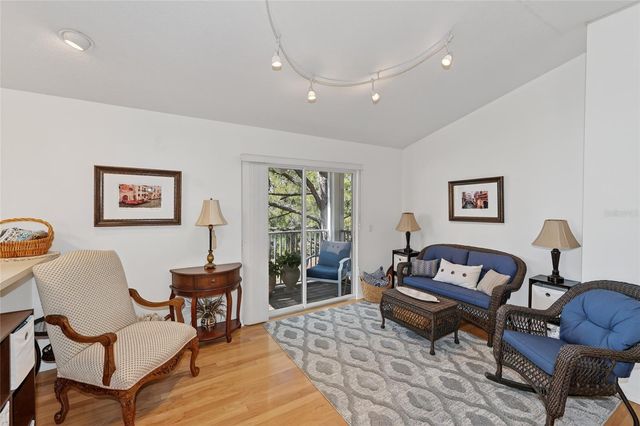 6418 ROSEFINCH COURT 201, Lakewood Ranch, FL 34202