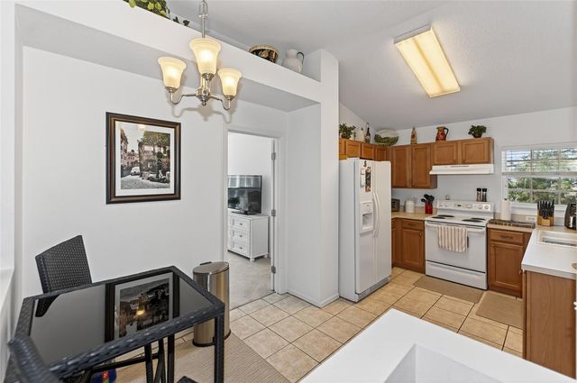 6418 ROSEFINCH COURT 201, Lakewood Ranch, FL 34202