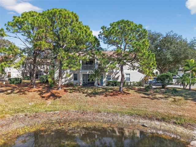 6418 ROSEFINCH COURT 201, Lakewood Ranch, FL 34202