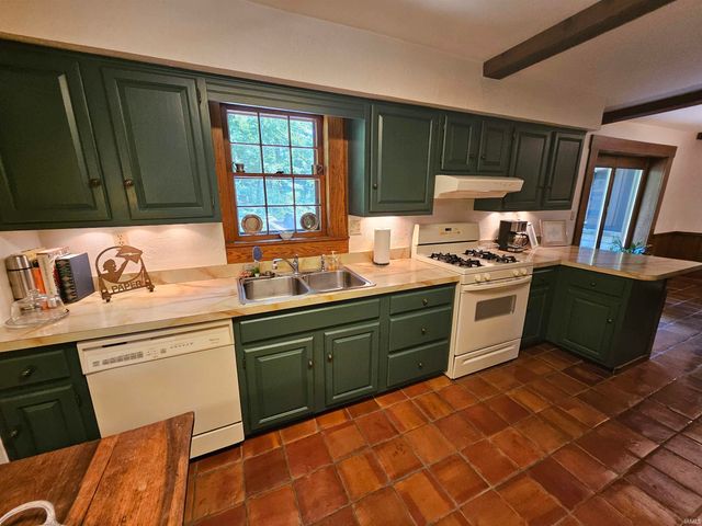 3525 Koring Road, Evansville, IN 47720