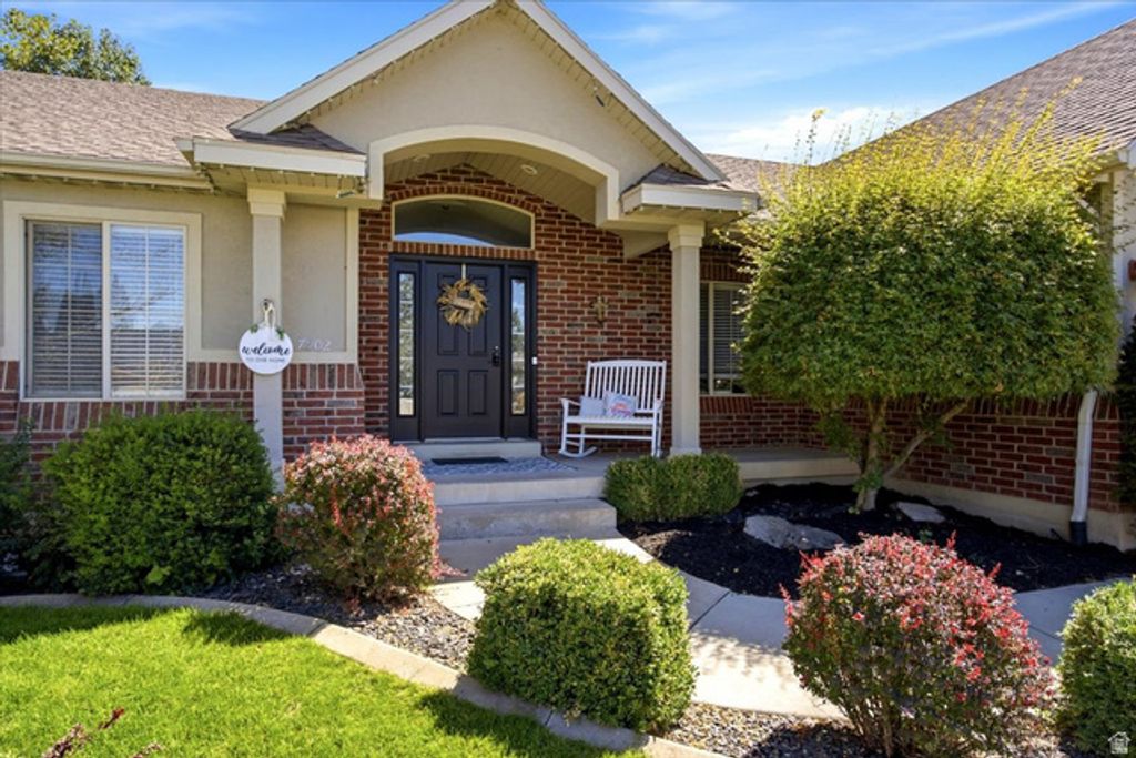 7902 S 2450 E, South Weber, UT 84405 — photo 2