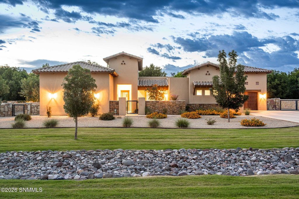 2845 Mesilla Acres Road, Las Cruces, NM 88005