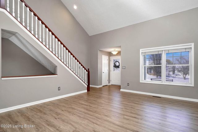 6522 Calm River Way, Louisville, KY 40299