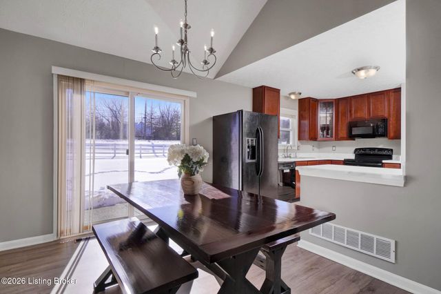 6522 Calm River Way, Louisville, KY 40299