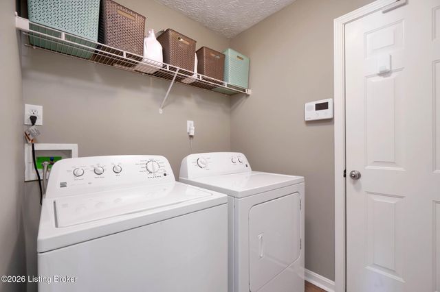 6522 Calm River Way, Louisville, KY 40299