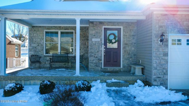6522 Calm River Way, Louisville, KY 40299