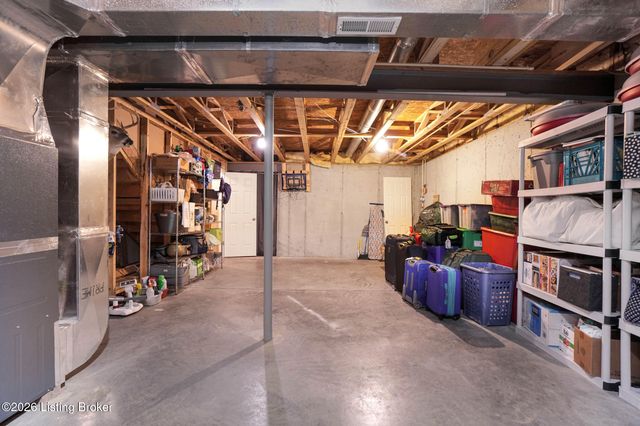 6522 Calm River Way, Louisville, KY 40299