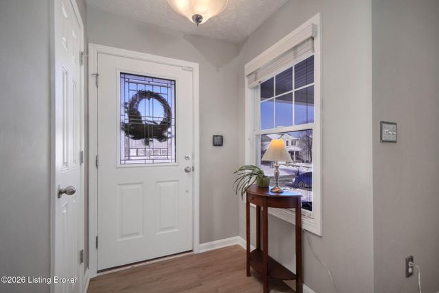 6522 Calm River Way, Louisville, KY 40299