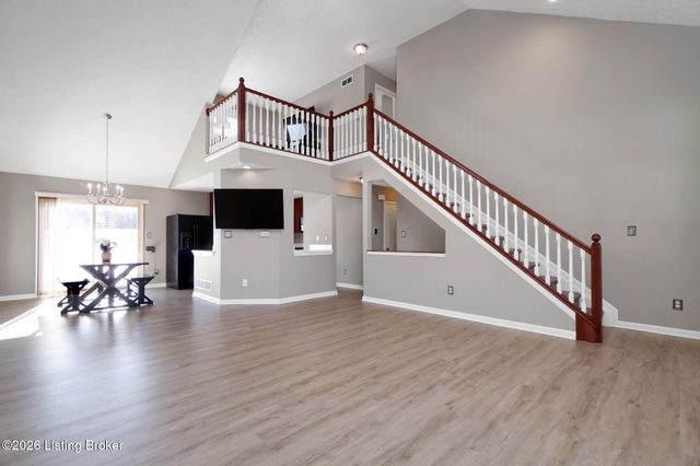 6522 Calm River Way, Louisville, KY 40299