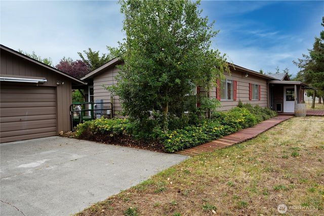 141 Quiet Place, Sequim, WA 98382