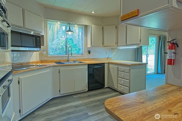 141 Quiet Place, Sequim, WA 98382