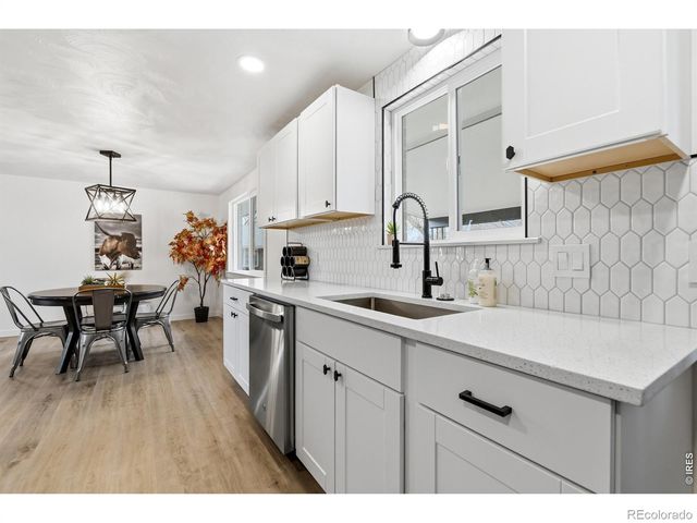 1239 Sunset Street, Longmont, CO 80501