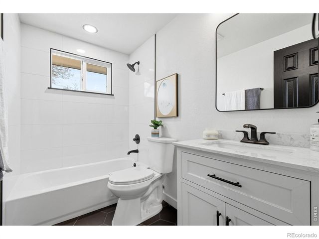 1239 Sunset Street, Longmont, CO 80501