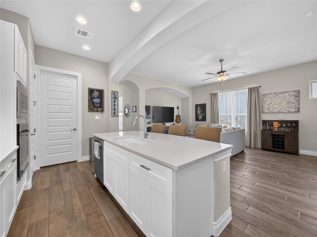 313 Skyflower DR G, Georgetown, TX 78628