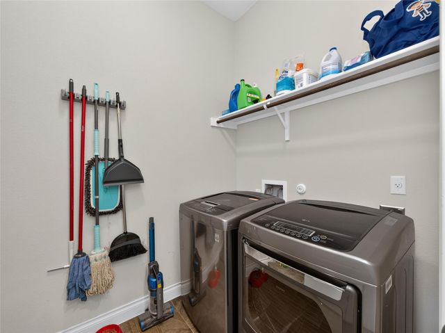 313 Skyflower DR G, Georgetown, TX 78628
