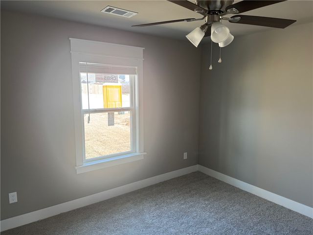 642 Summer Lane, Prairie Grove, AR 72753