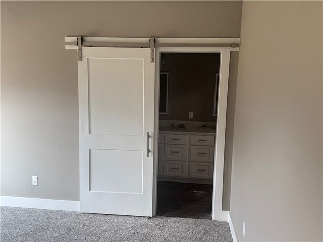 642 Summer Lane, Prairie Grove, AR 72753