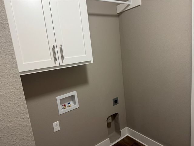 642 Summer Lane, Prairie Grove, AR 72753