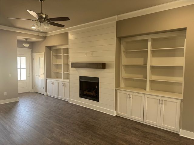 642 Summer Lane, Prairie Grove, AR 72753