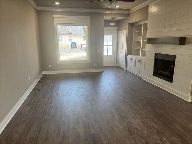 642 Summer Lane, Prairie Grove, AR 72753