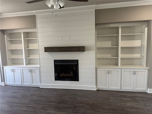 642 Summer Lane, Prairie Grove, AR 72753