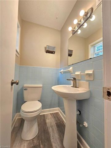 118 Pickshin Avenue, Dobson, NC 27017