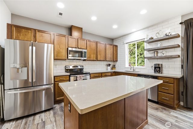 4202 68th Avenue E, Fife, WA 98424