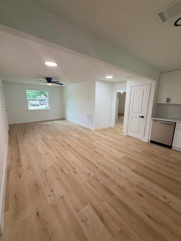 3048 Briarwick Lane, Houston, TX 77093