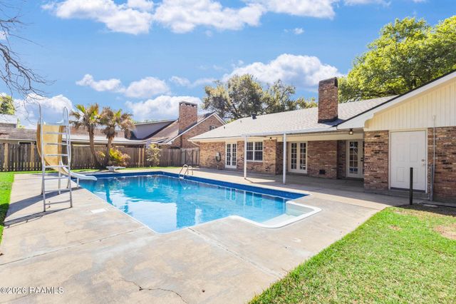 506 Amanda Drive, Lafayette, LA 70507