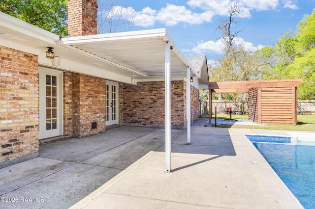 506 Amanda Drive, Lafayette, LA 70507