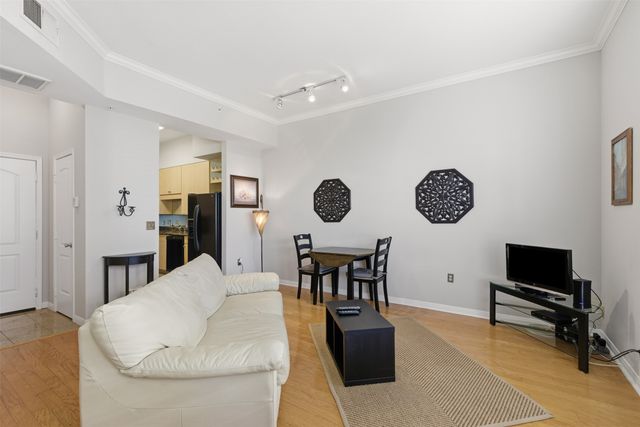 3225 Turtle Creek Boulevard 1005, Dallas, TX 75219