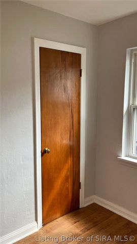 313 Clyde Avenue, Clarksville, IN 47129