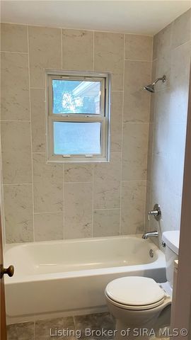 313 Clyde Avenue, Clarksville, IN 47129