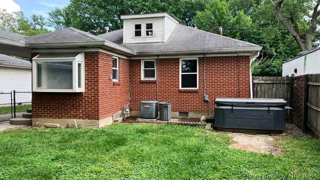 313 Clyde Avenue, Clarksville, IN 47129