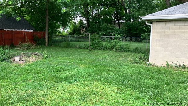 313 Clyde Avenue, Clarksville, IN 47129