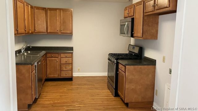 313 Clyde Avenue, Clarksville, IN 47129