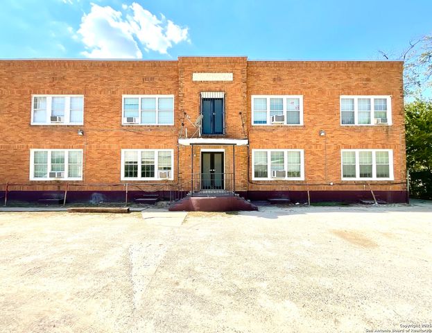 1409 W Woodlawn Ave Apt 5, San Antonio, TX 78201