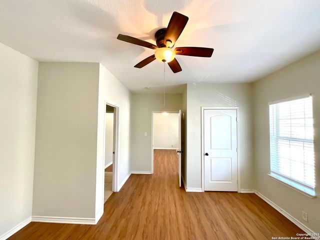 1409 W Woodlawn Ave Apt 5, San Antonio, TX 78201