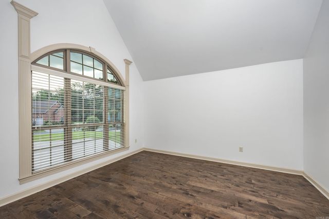 103 Grenoble, Maumelle, AR 72113