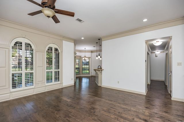 103 Grenoble, Maumelle, AR 72113