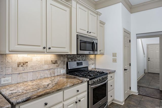 103 Grenoble, Maumelle, AR 72113