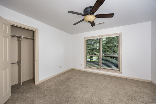 103 Grenoble, Maumelle, AR 72113