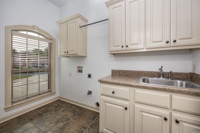 103 Grenoble, Maumelle, AR 72113