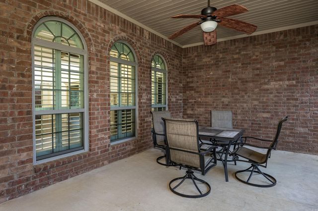 103 Grenoble, Maumelle, AR 72113