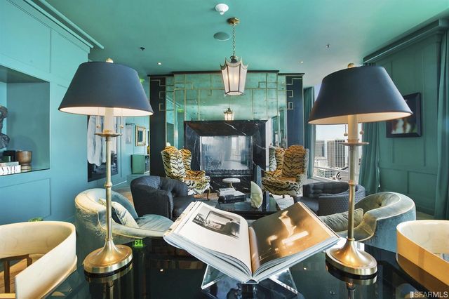 425 1st Street 2007, San Francisco, CA 94105