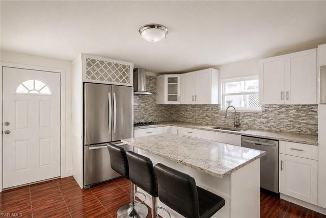 1221 19th ST SW, Naples, FL 34117