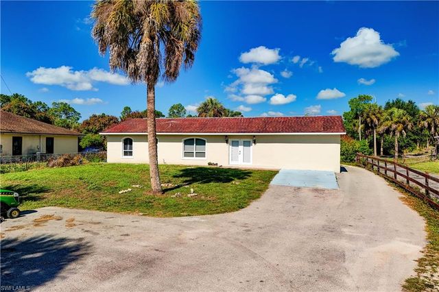 1221 19th ST SW, Naples, FL 34117