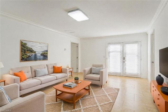 1221 19th ST SW, Naples, FL 34117