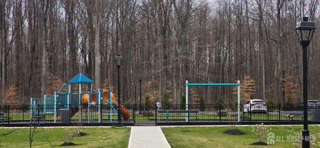 211 HENDERSON Road 1103, South Brunswick, NJ 08852