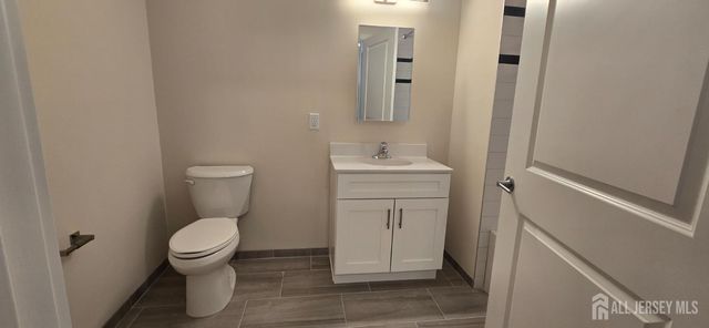 211 HENDERSON Road 1103, South Brunswick, NJ 08852